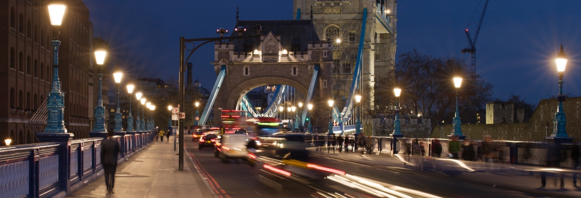 Tower Bridge content banner image 2340x800px