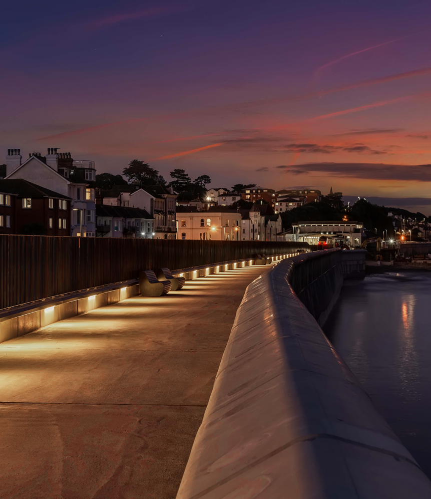 website grid half width tall main image 1148x1328px dawlish seafront 2