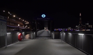 Blackfriars pier pontoon Hero banner 4000x2400px Alt1