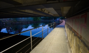 Lea Bridge Towpath Hero banner 4000x2400px Alt2