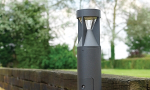 Pharola Max Bollard Hero banner 4000x2400px