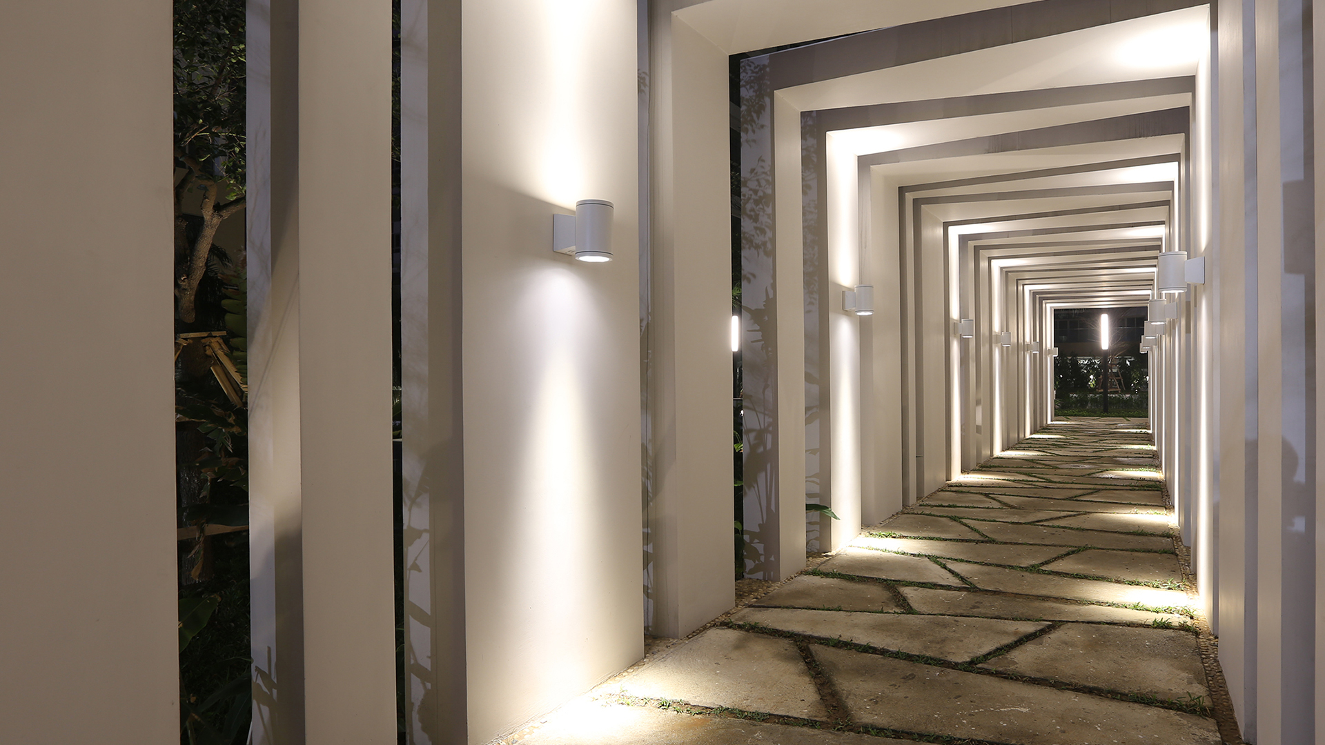 Jet wall Wall and ceiling LIGMAN Product Slider Location Image 1920x1080px2